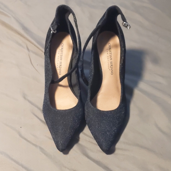 Stiletto - Picture 2 of 4